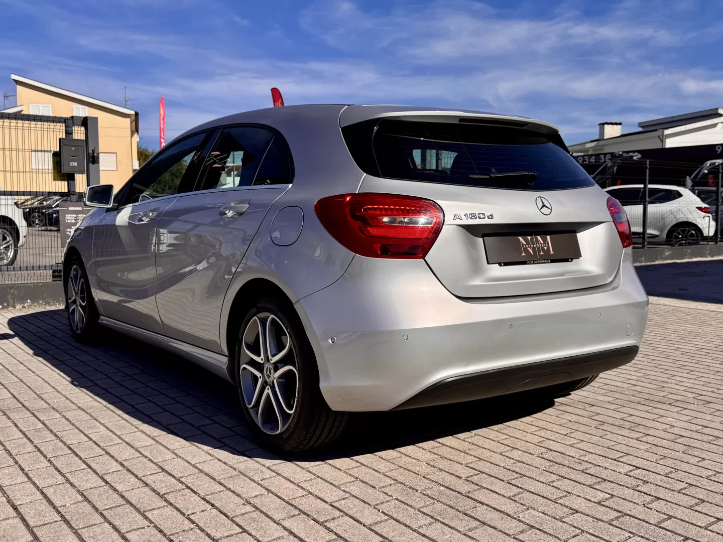 Mercedes-Benz A 180 d 7G-DCT Urban - foto 6