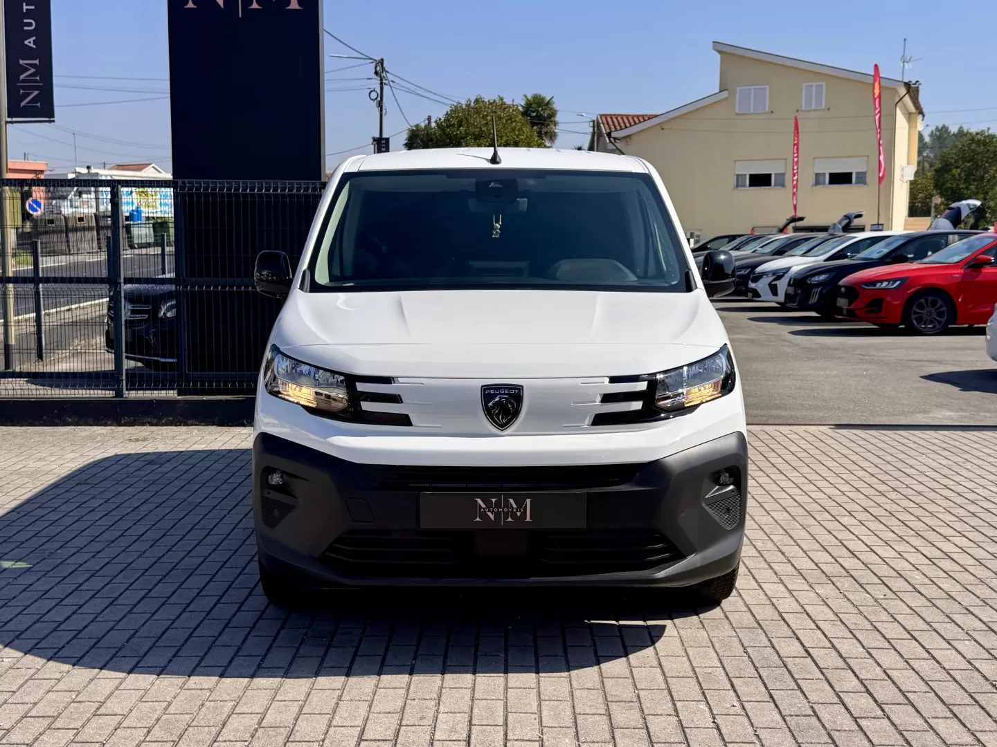Peugeot  Partner 1.5 Hdi 3L - foto 3