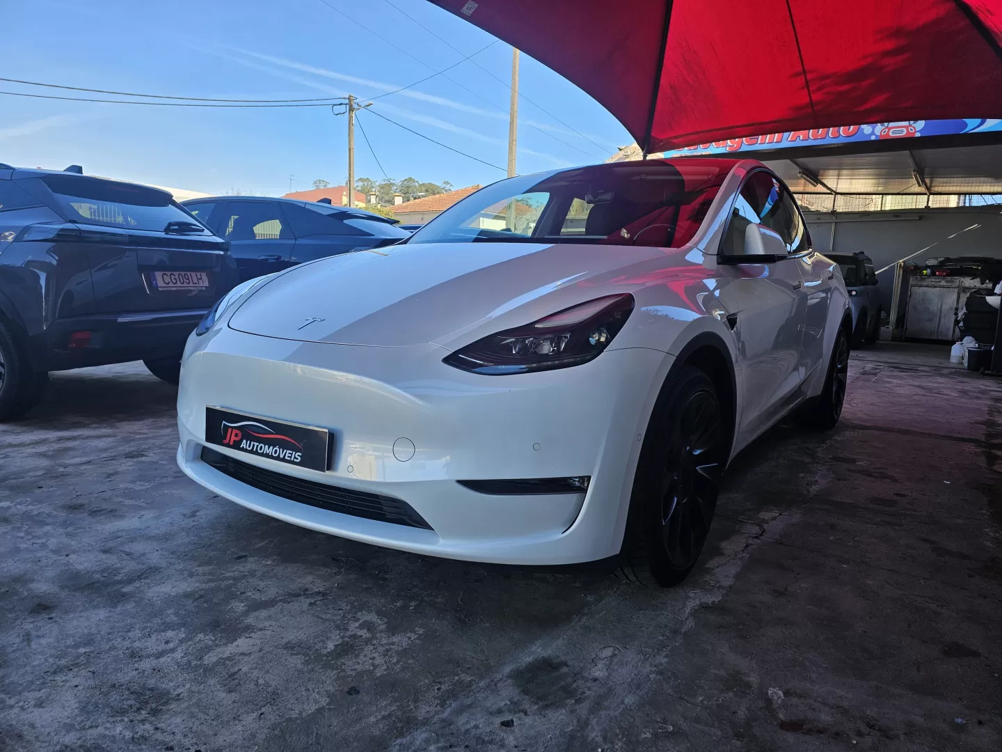 Tesla Model Y Long Range Dual Motor AWD - foto 3