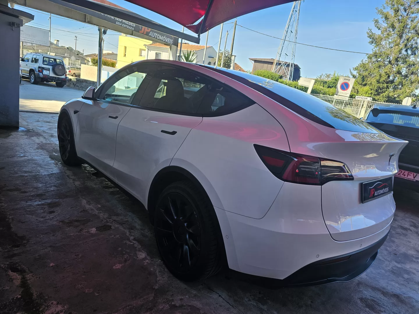 Tesla Model Y Long Range Dual Motor AWD - foto 5