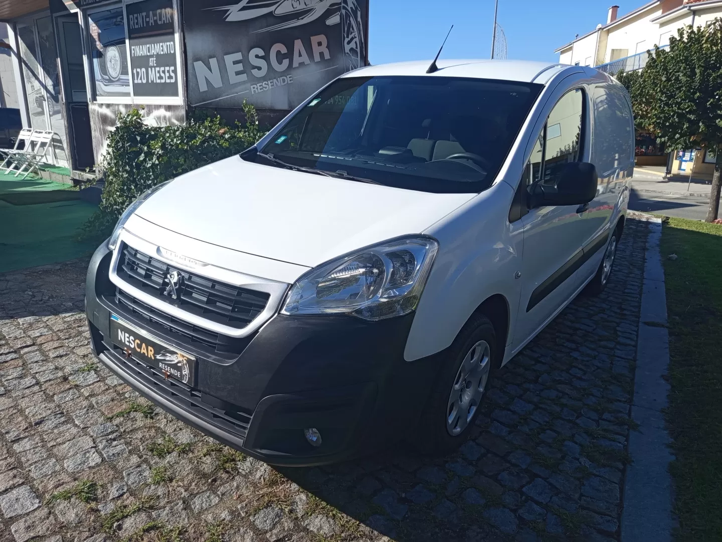 Peugeot  Partner 1.6 BlueHdi 100cv 3 lug - foto 2