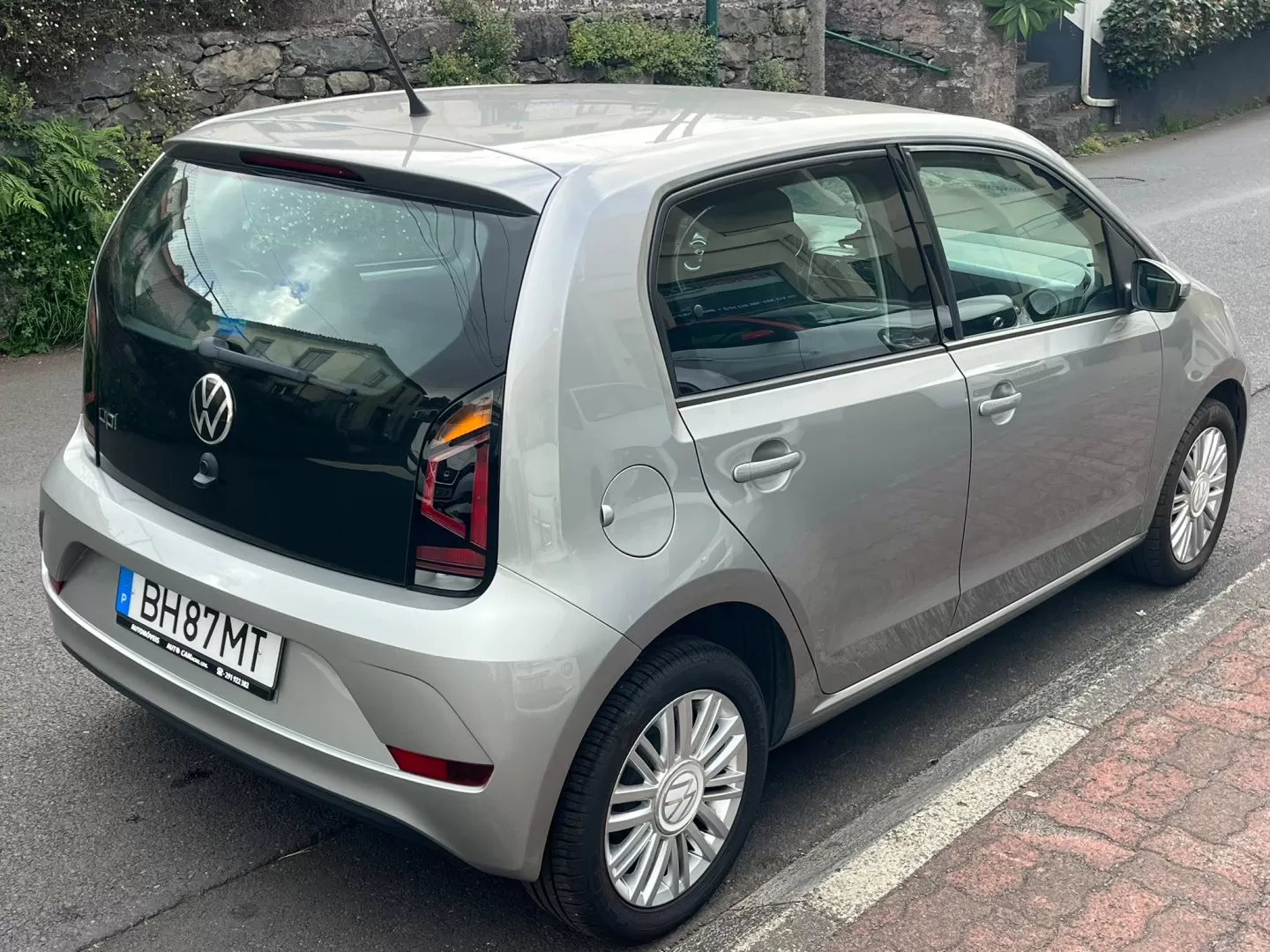 VW Up 1.0 Move - foto 3