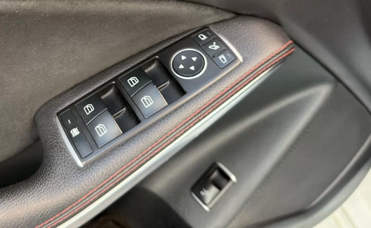 Mercedes-Benz CLA 220 d Shooting Brake AMG Line Aut. - foto 8