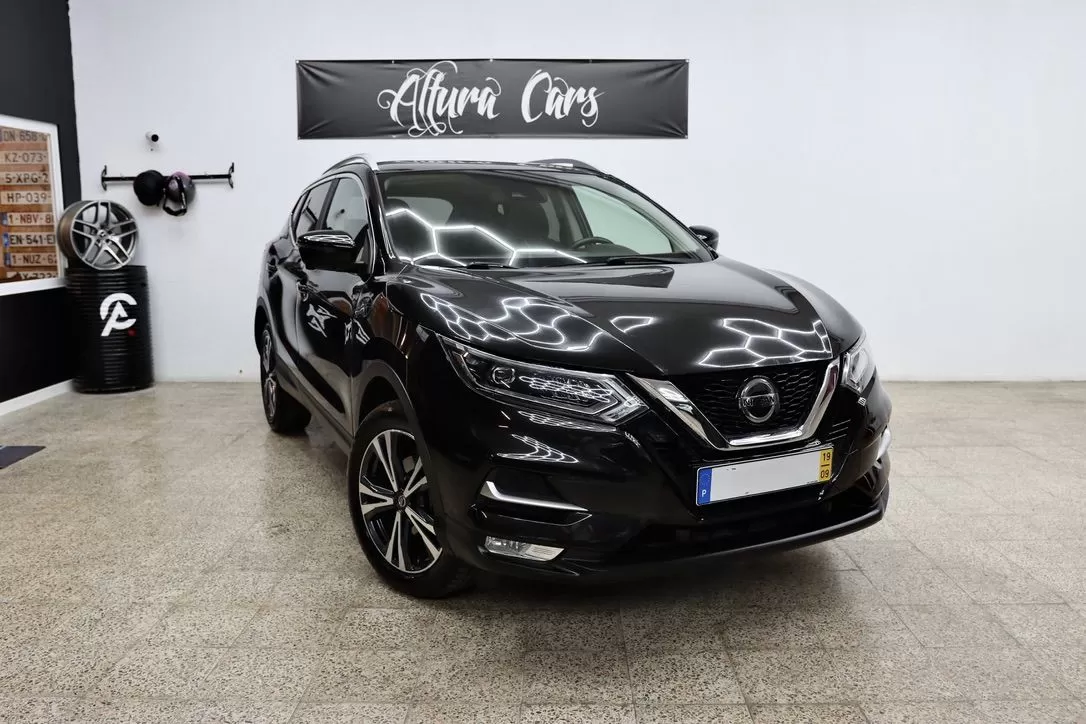 Nissan Qashqai 1.3 DIG-T N-Connecta J18 Led