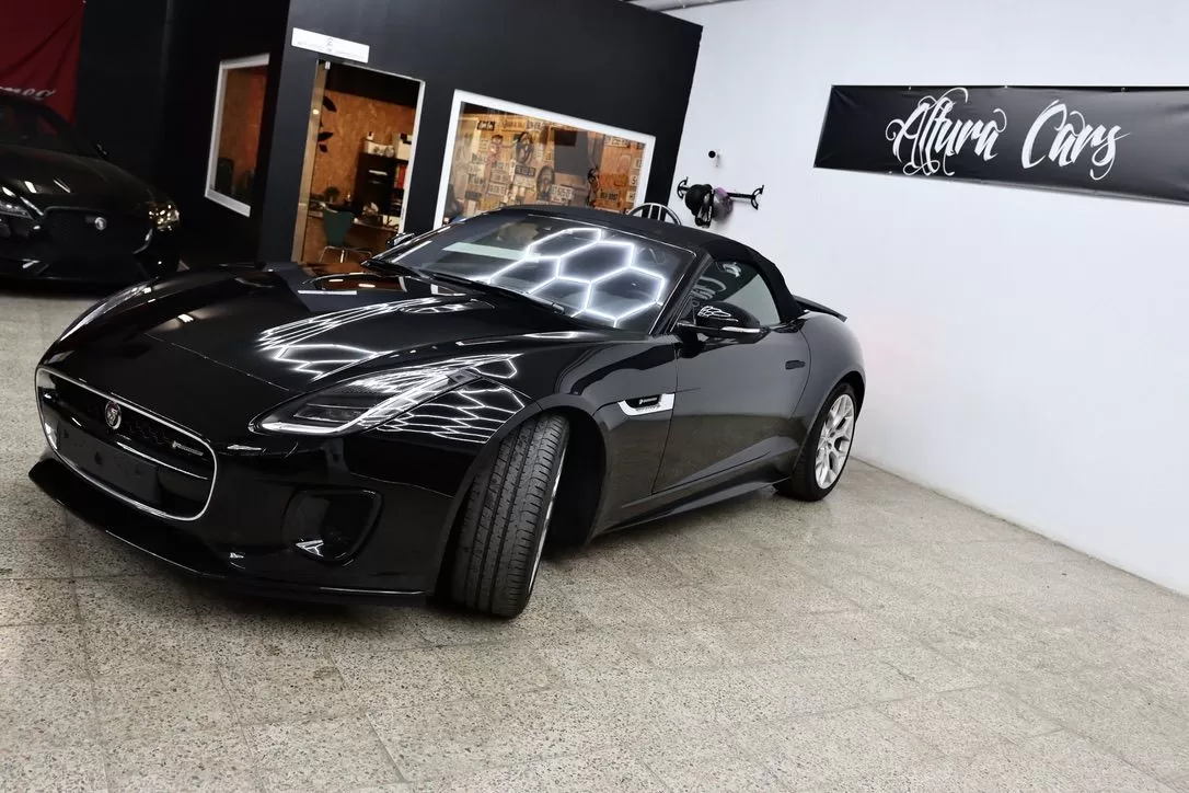 Jaguar F-Type  P300 Aut R  Dynamic Black - foto 4