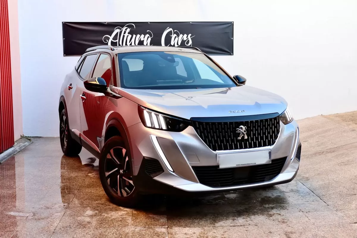 Peugeot 2008  Puretech 130 Eat8 Gt