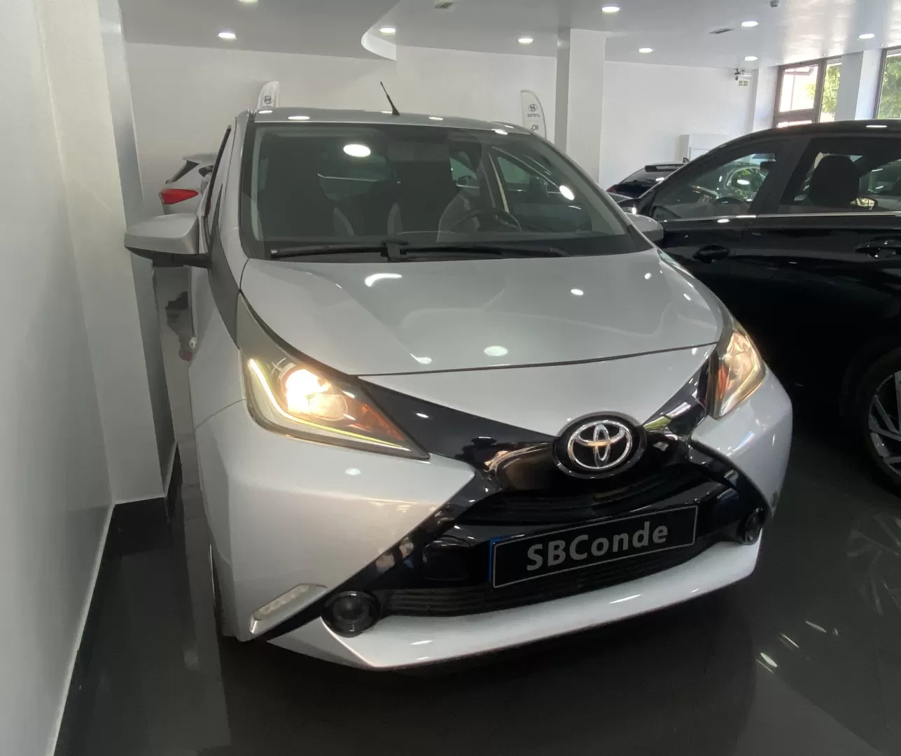 Toyota Aygo 1.0 X-Play+AC+X-Touch - foto 5
