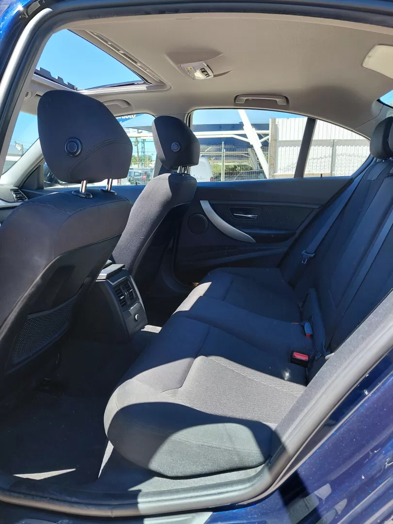 BMW 318 d Line Modern - foto 8