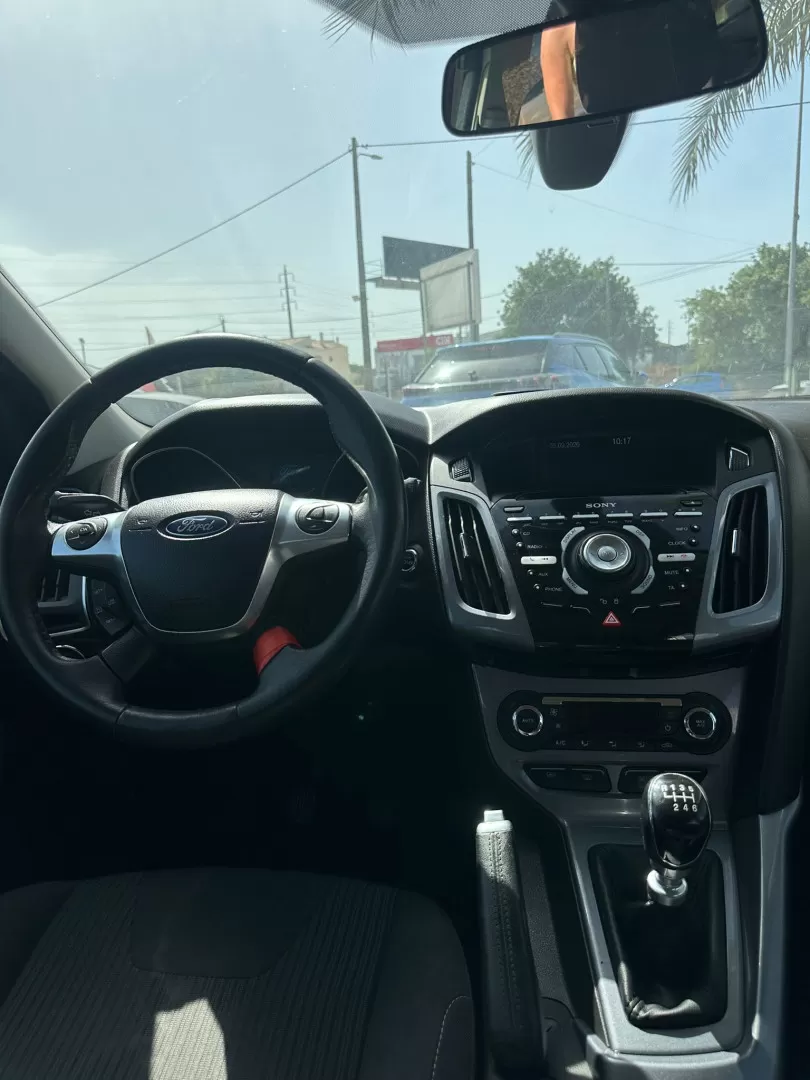Ford Focus - foto 2