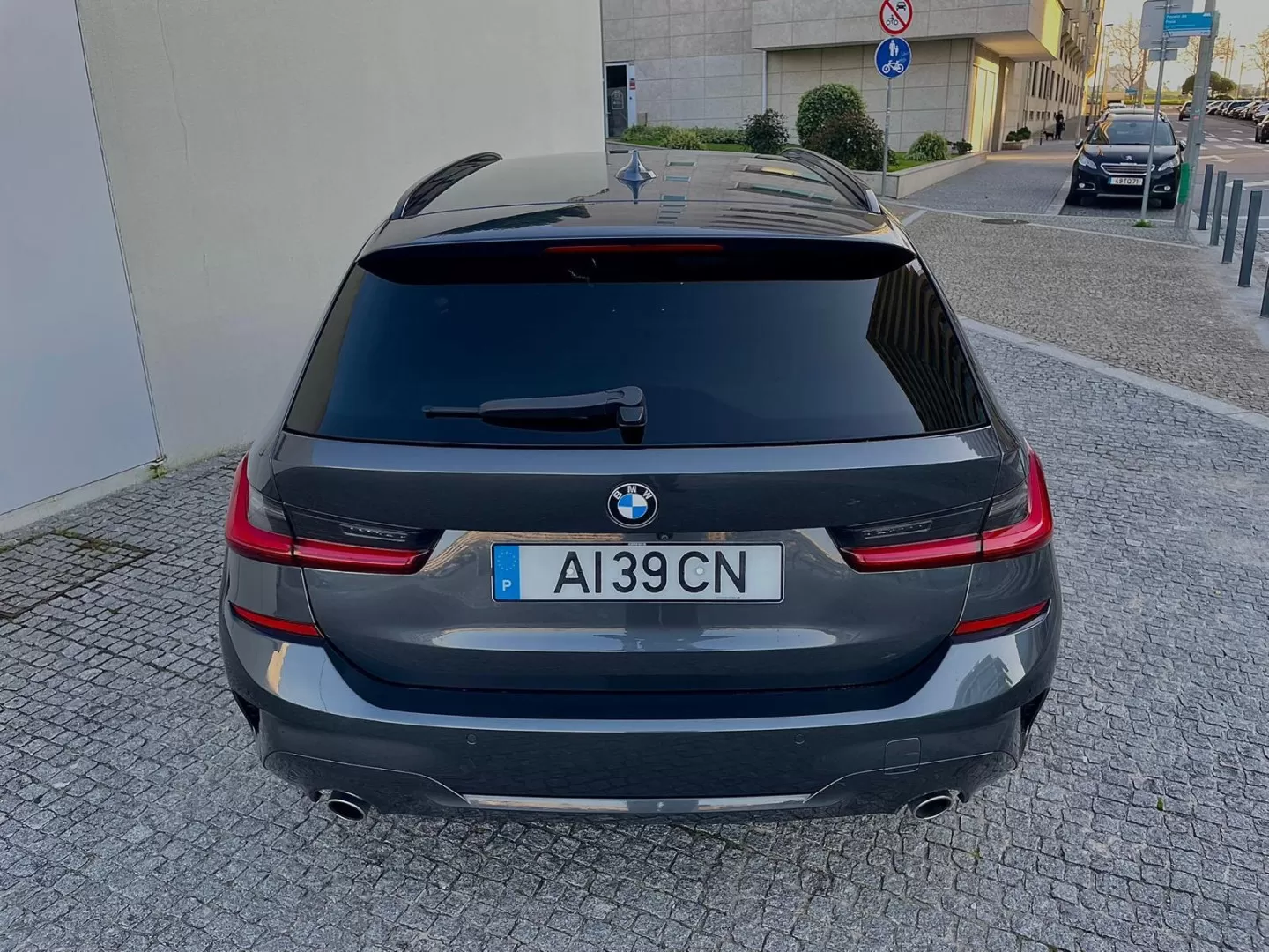 BMW 318 d Pack M Auto - foto 7