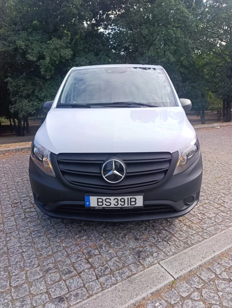 Mercedes-Benz  Vito 114 CDI Isotérmica Iva Dedutível - foto 2