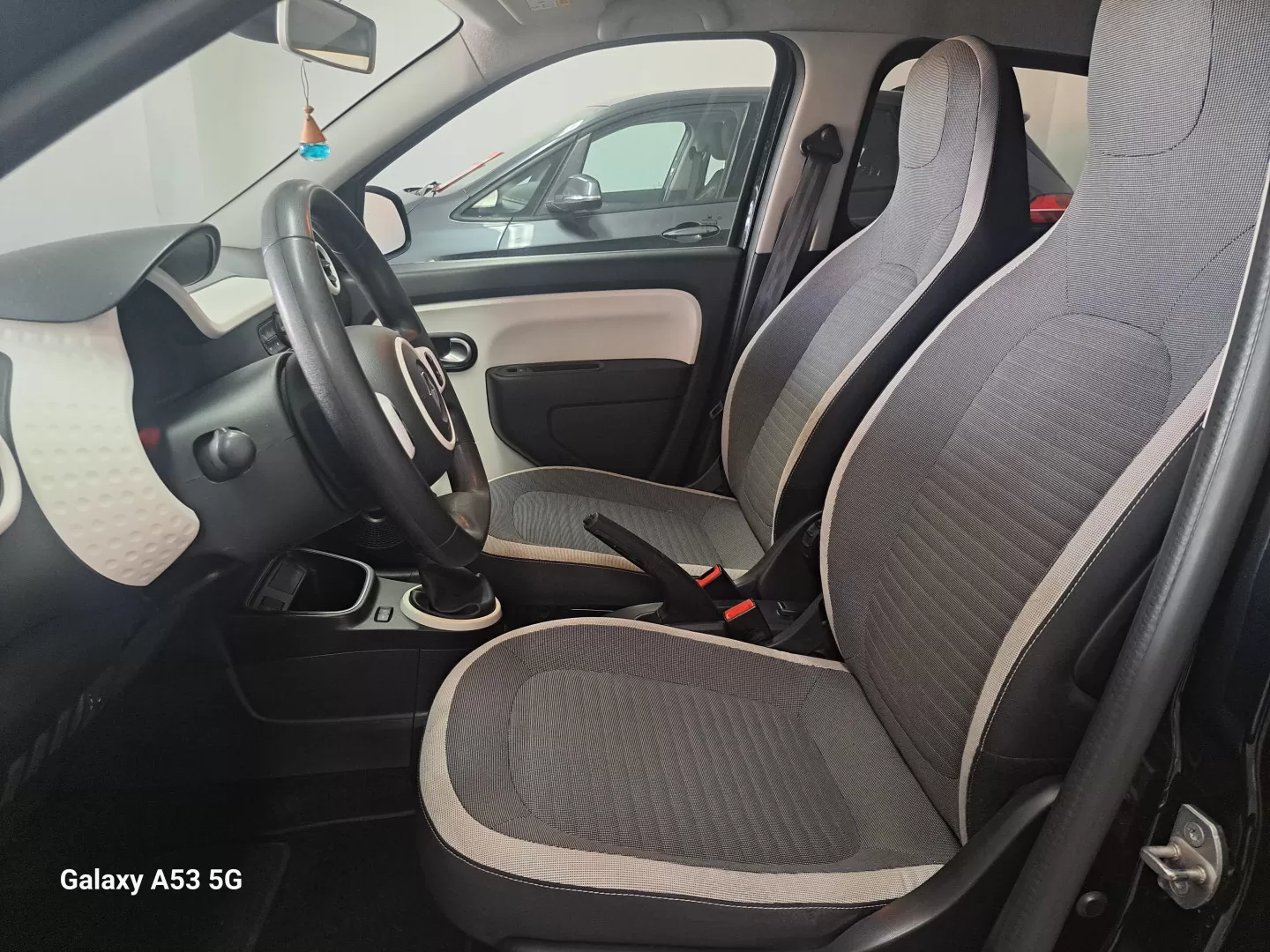 Renault Twingo Signature - foto 7