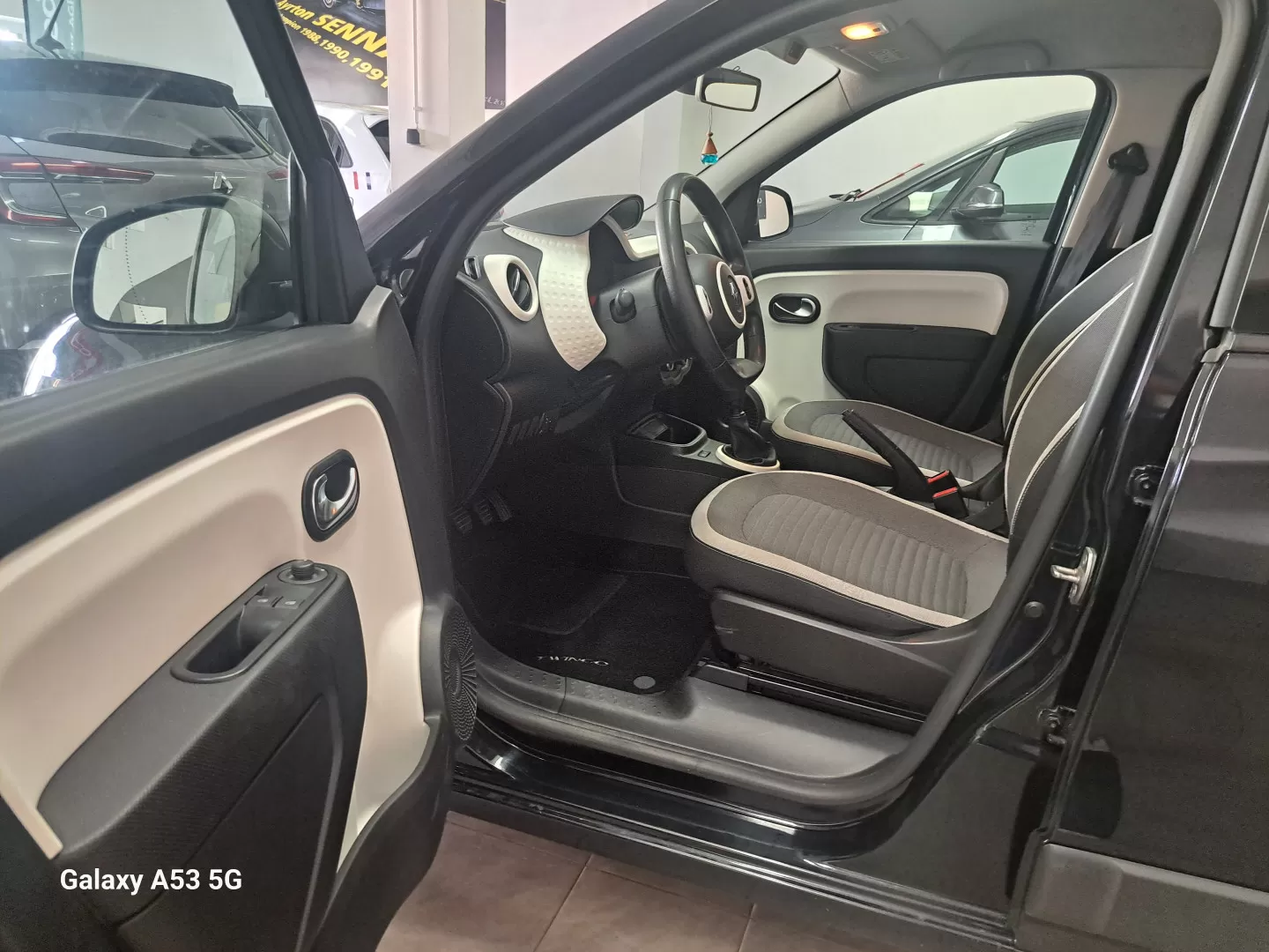 Renault Twingo Signature - foto 8