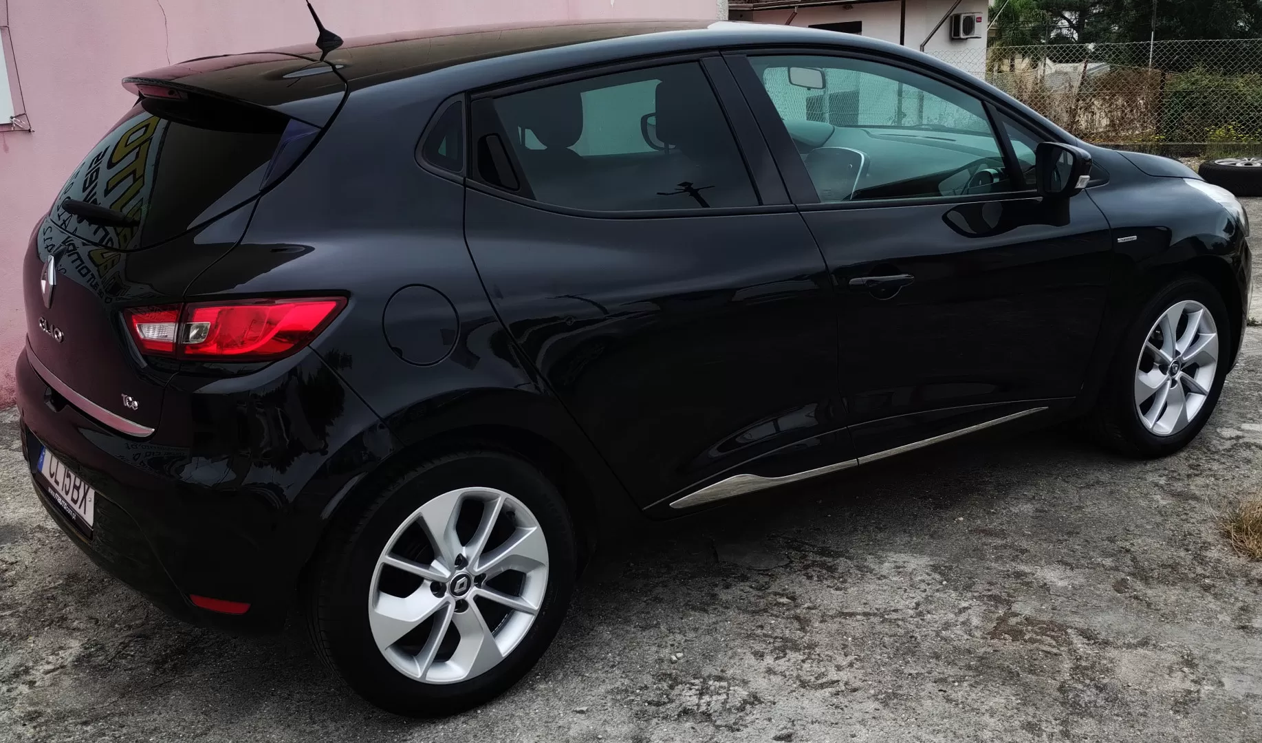 Renault Clio 0.9 TCe Limited Edition - foto 4