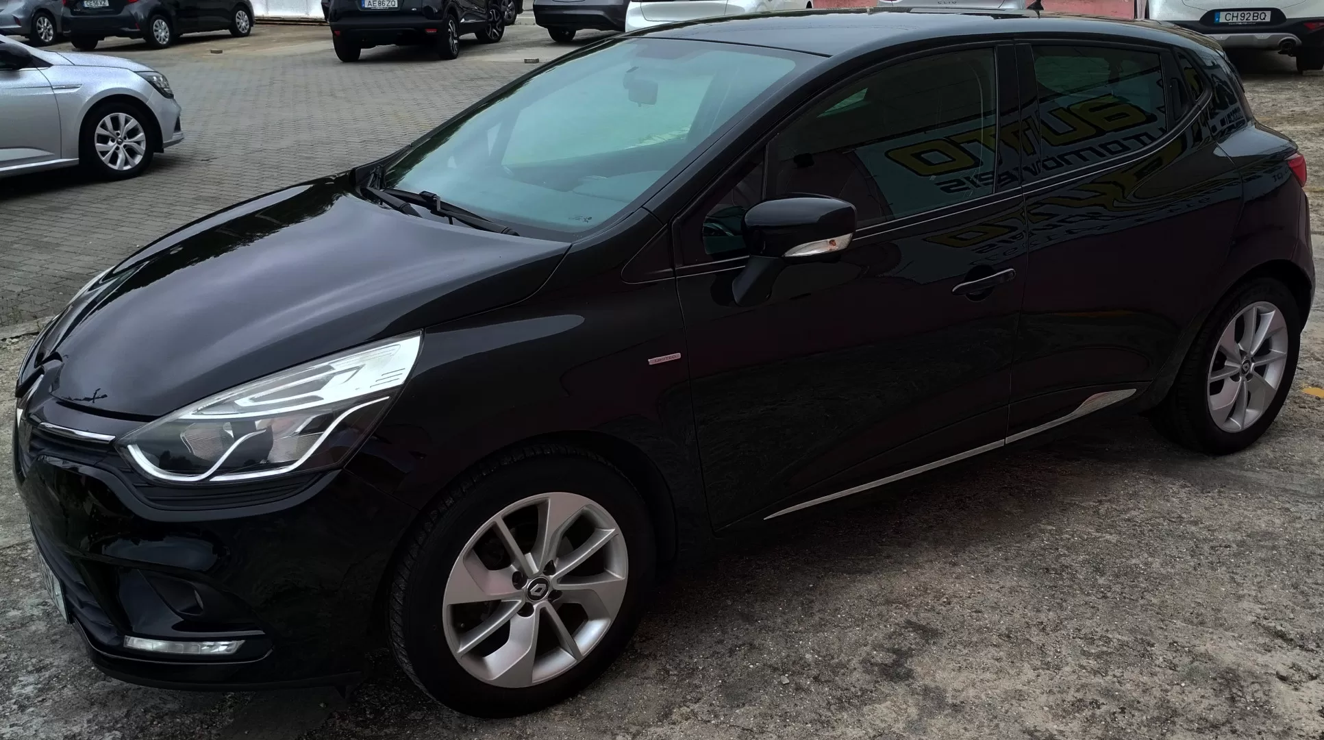 Renault Clio 0.9 TCe Limited Edition - foto 7