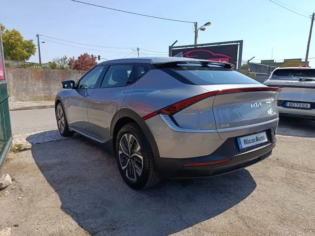 Kia EV6 - foto 3