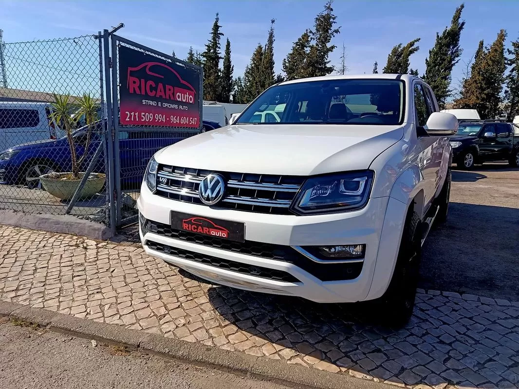 VW Amarok 3.0 TDI CD Aventura 4Motion Aut. - foto 2