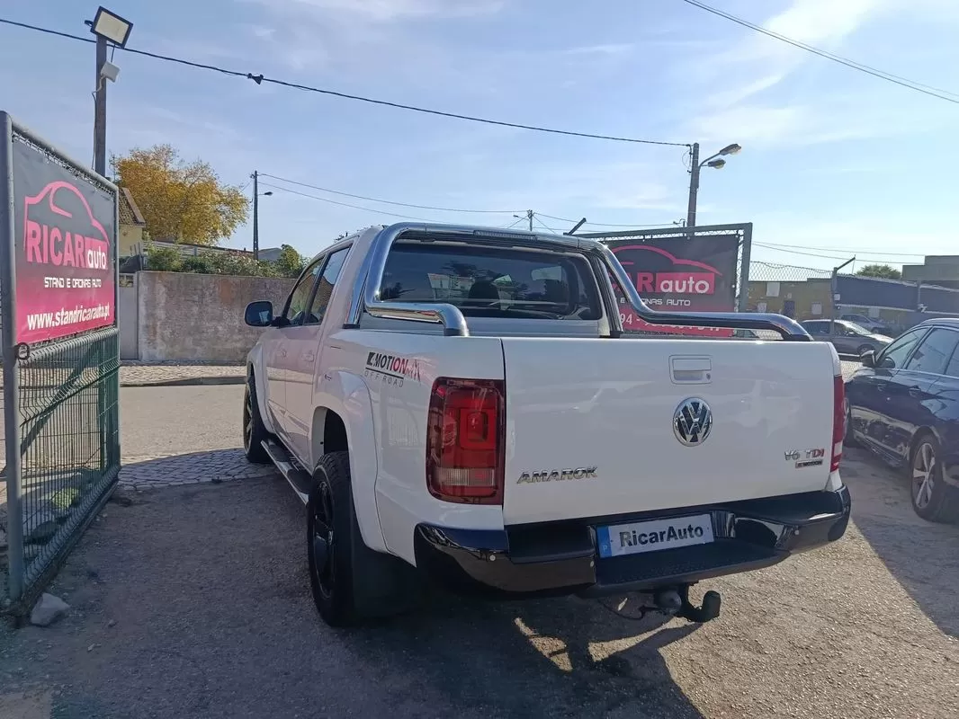 VW Amarok 3.0 TDI CD Aventura 4Motion Aut. - foto 4