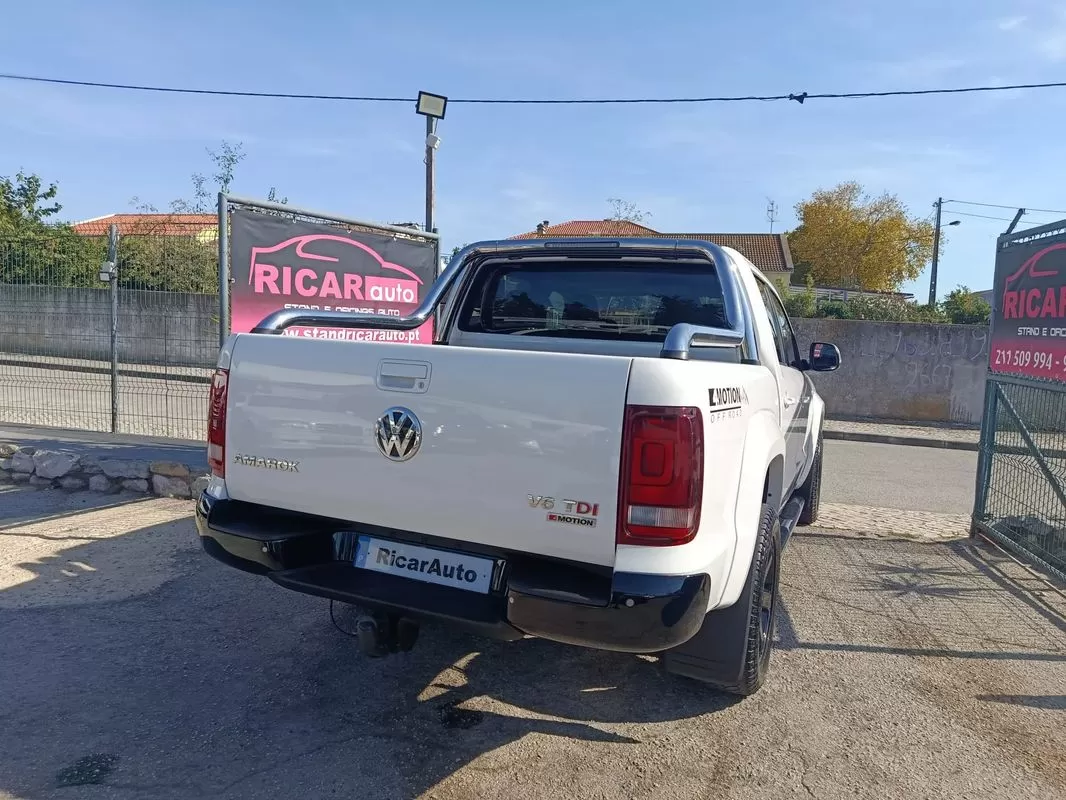 VW Amarok 3.0 TDI CD Aventura 4Motion Aut. - foto 6
