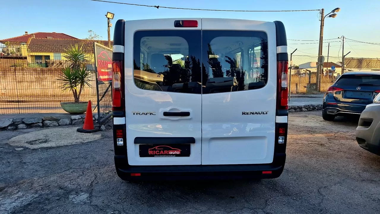 Renault Trafic 1.6 dCi L2H1 1.2T SS - foto 6