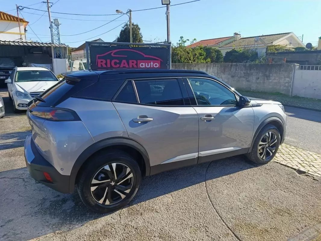 Peugeot 2008  Puretech 130 Gt Pack - foto 2