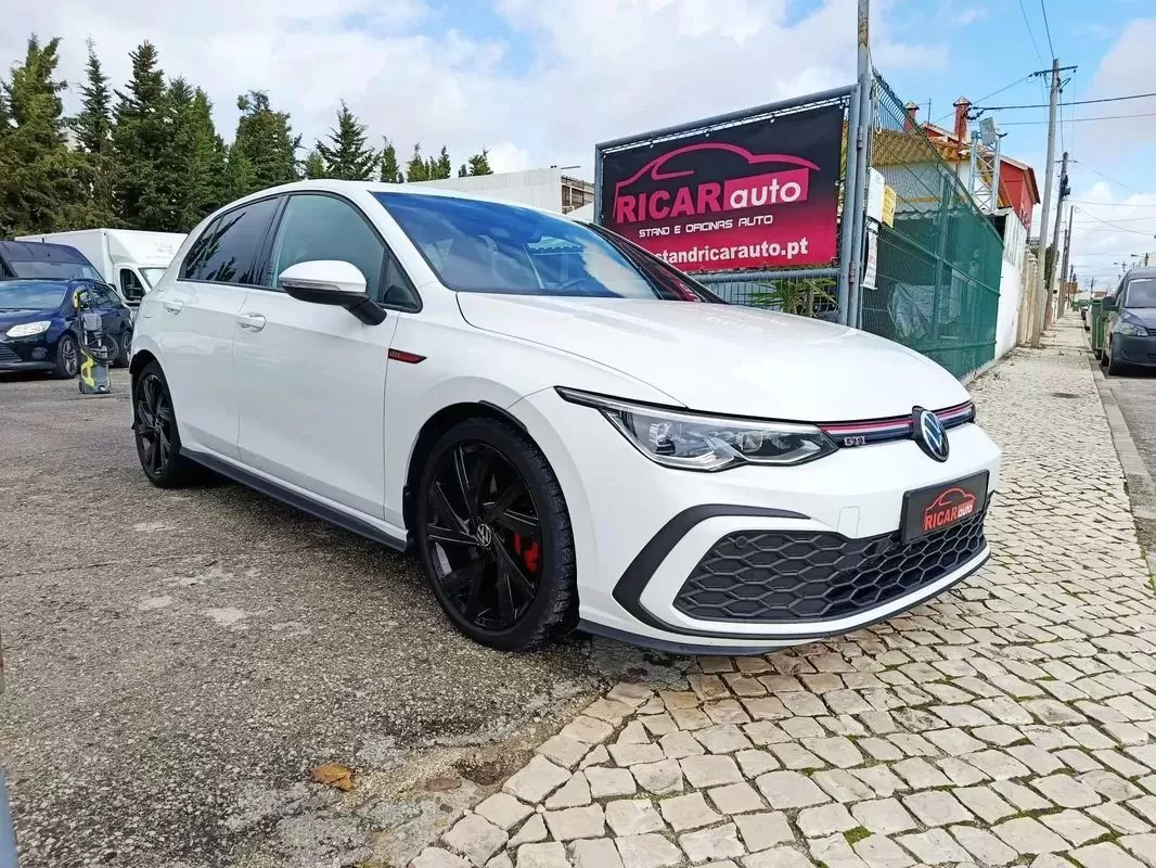 VW Golf 2.0 TSI GTI DSG - foto 2