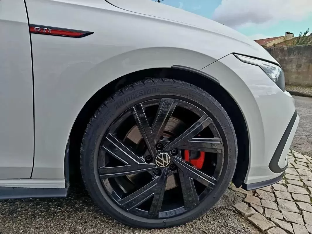 VW Golf 2.0 TSI GTI DSG - foto 5