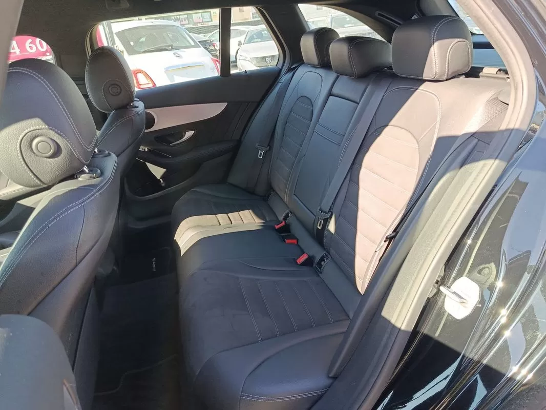 Mercedes-Benz C 300  De T 9g  Tronic Amg Line - foto 8