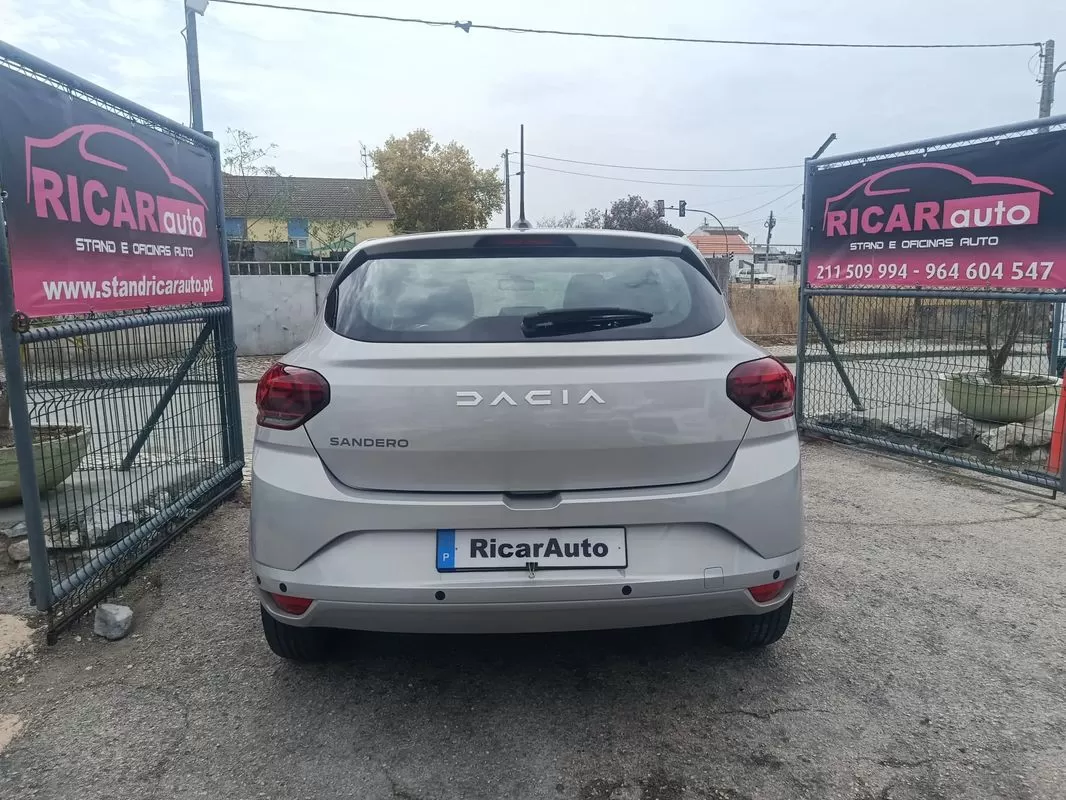 Dacia Sandero 1.0 ECO-G Expression Bi-Fuel - foto 6