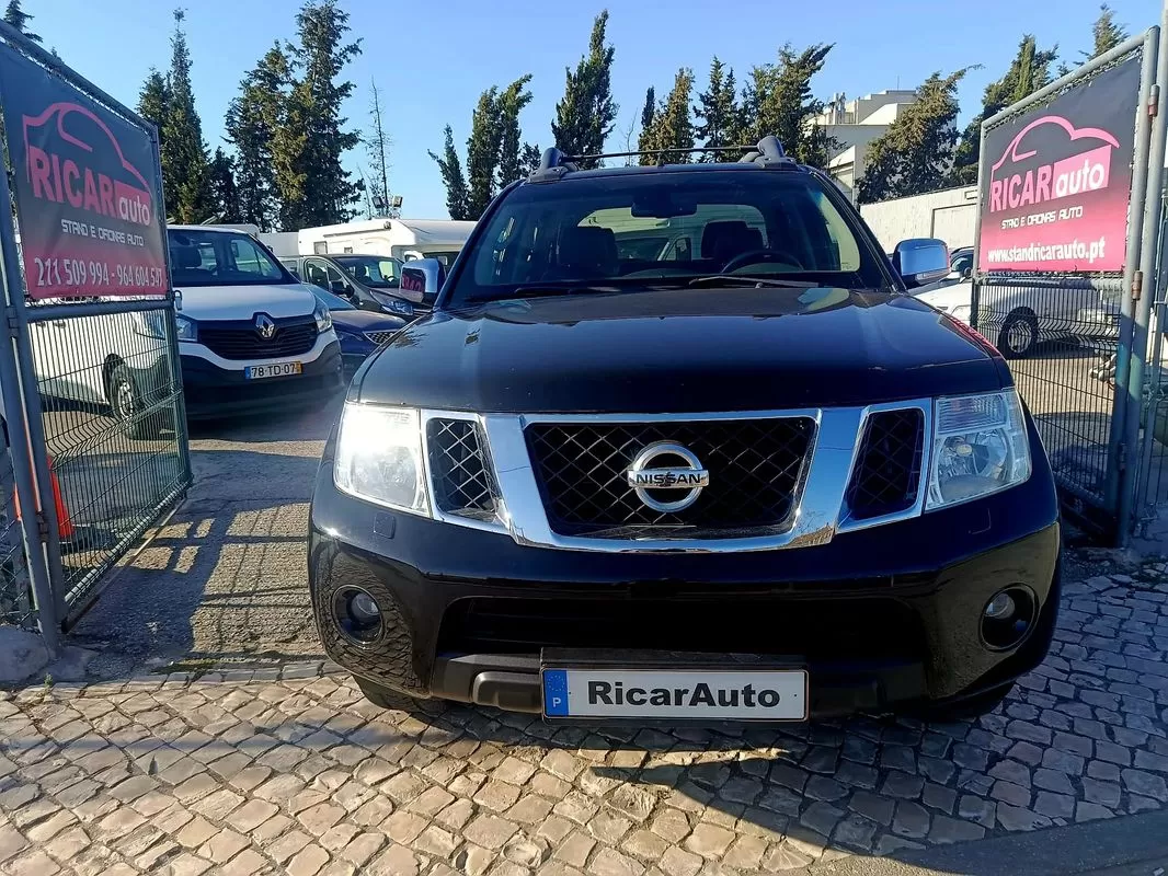 Nissan Navara 2.5 dCi CD LE 4WD - foto 4