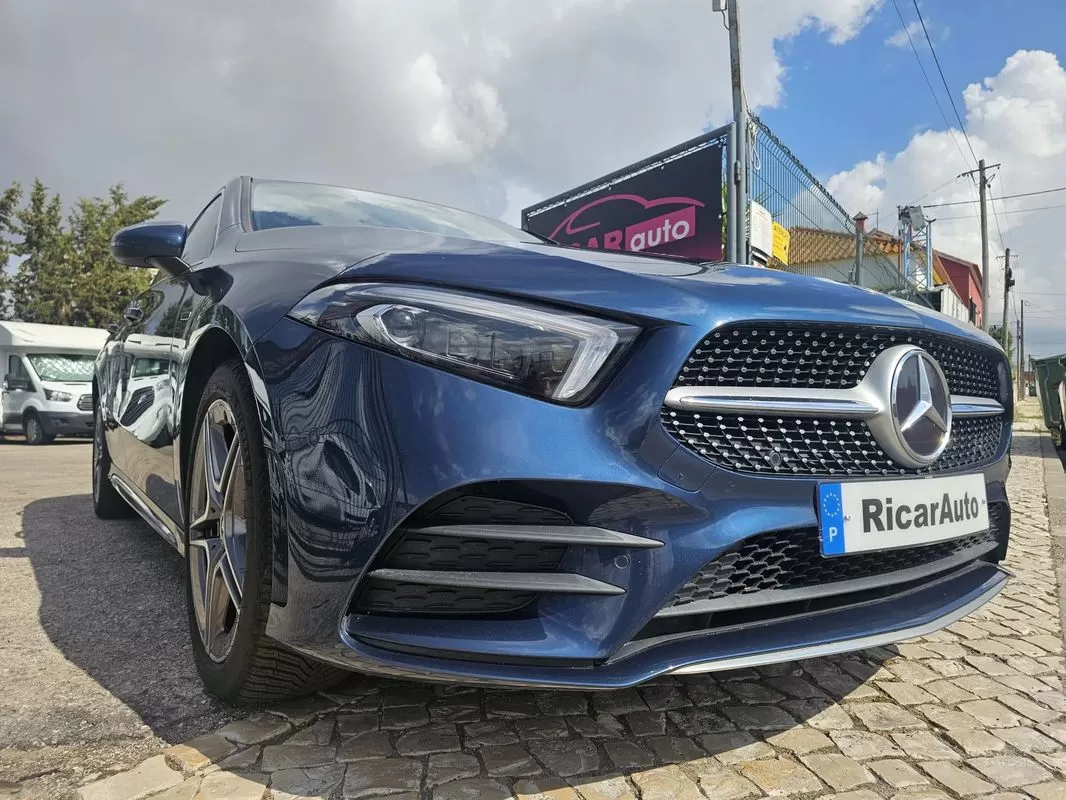 Mercedes-Benz A 250 e AMG Line - foto 2