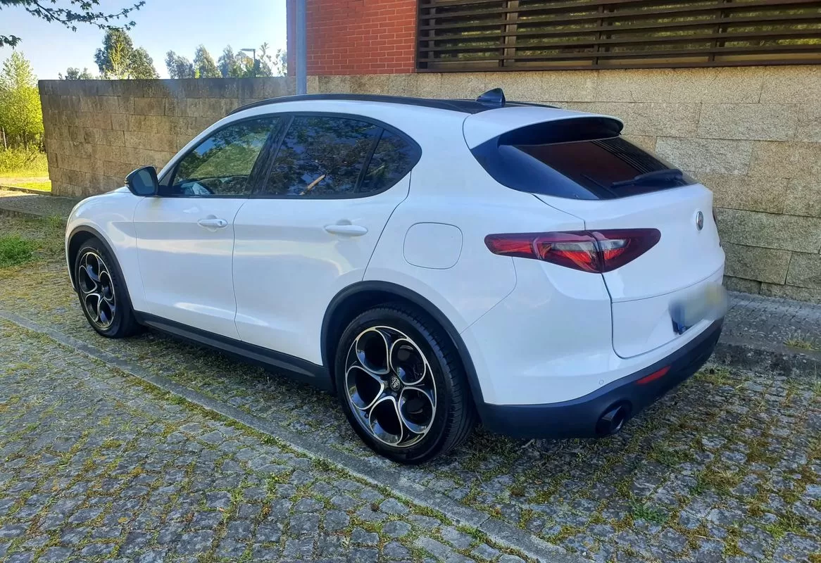 Alfa Romeo Stelvio 2.2 D Super AT8 - foto 8