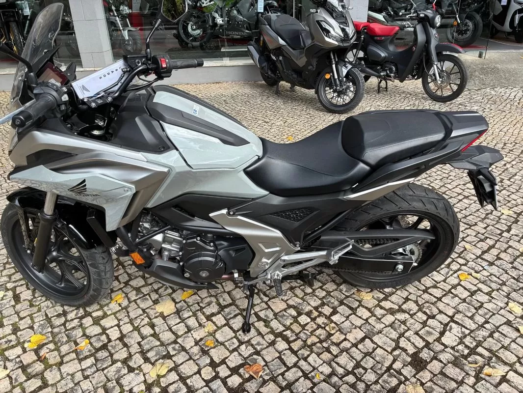 Honda NC750X - foto 3