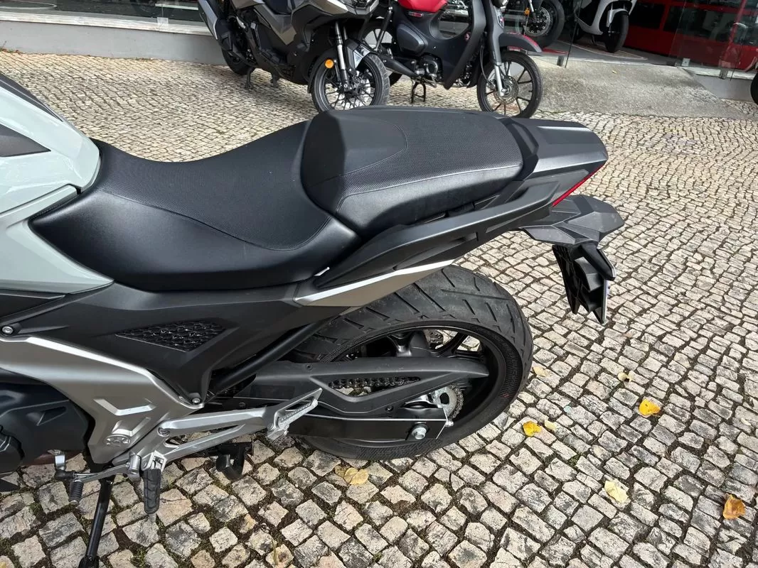 Honda NC750X - foto 8