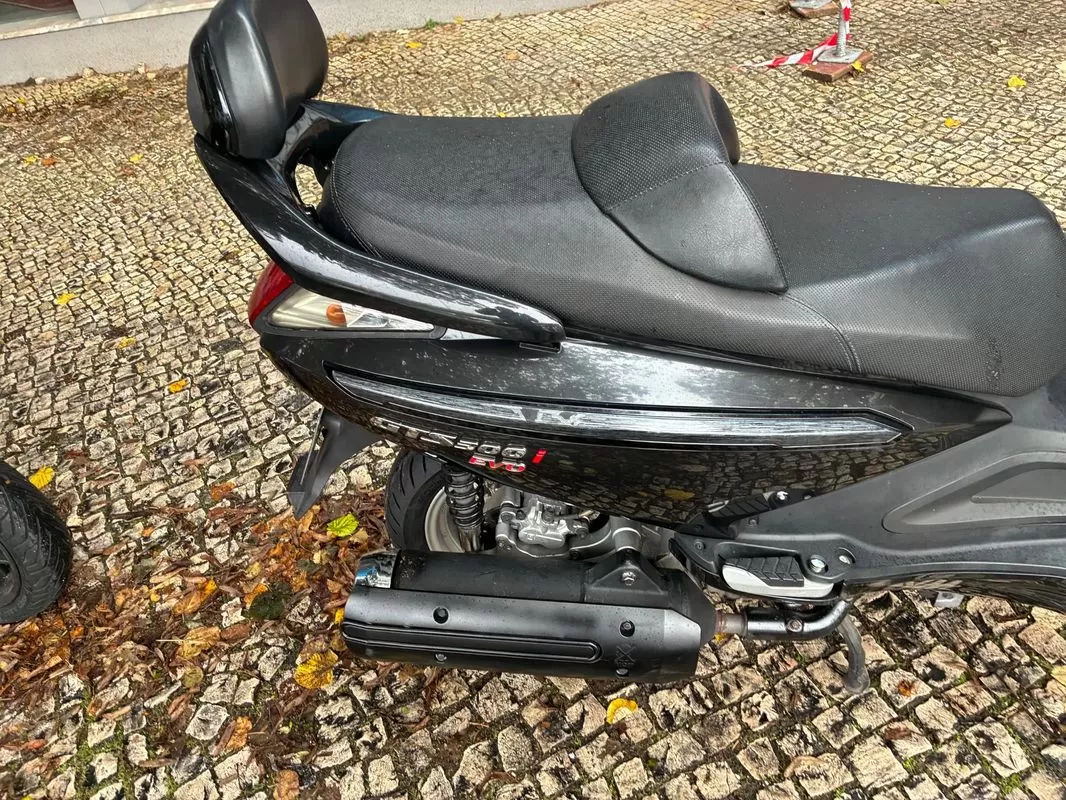 Sym GTS 300 EVO - foto 7