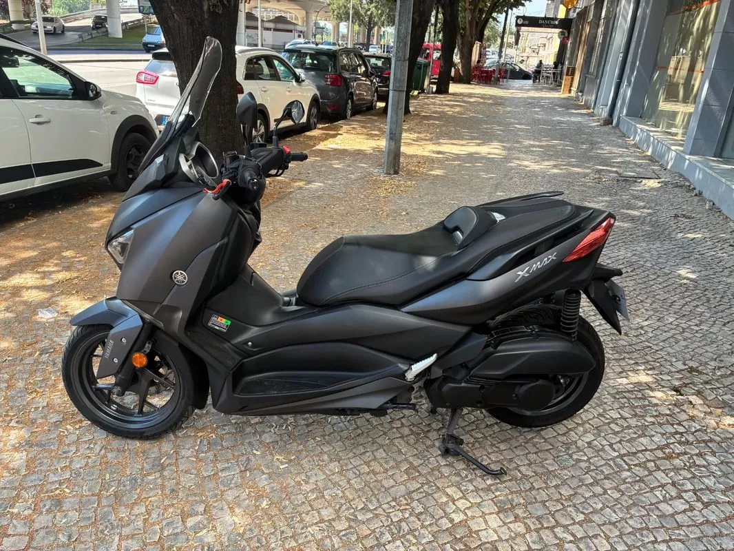 Yamaha X-Max - foto 7
