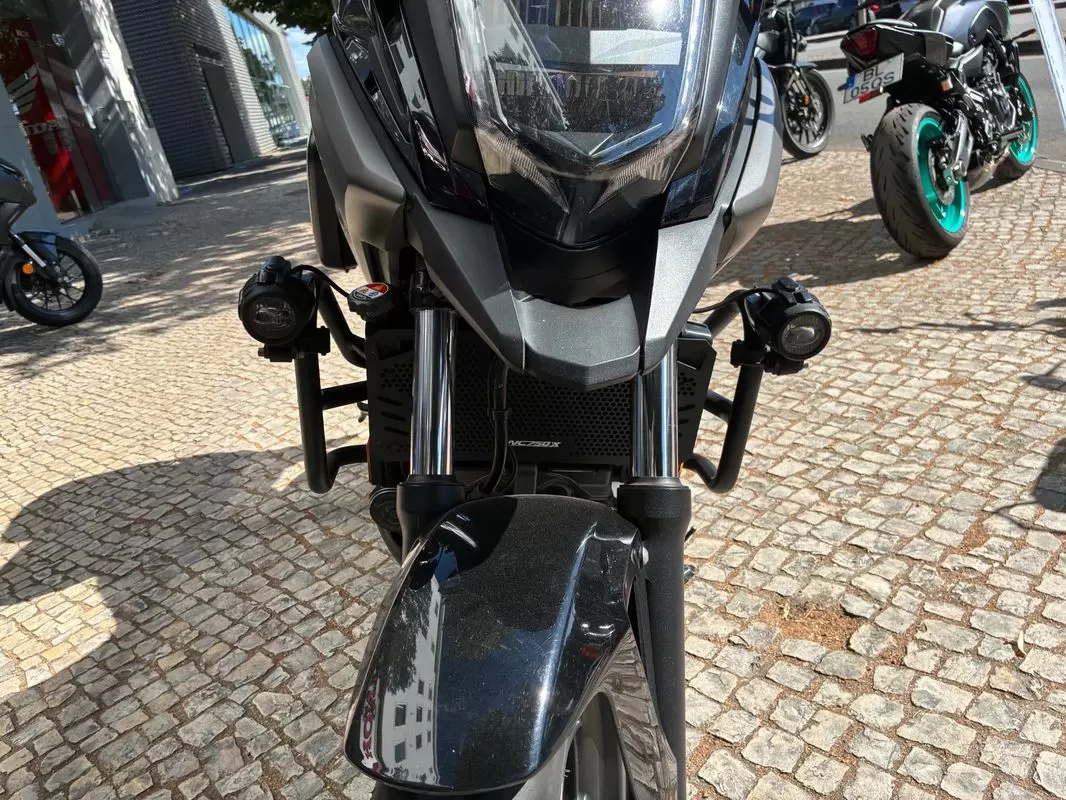 Honda NC750X - foto 5