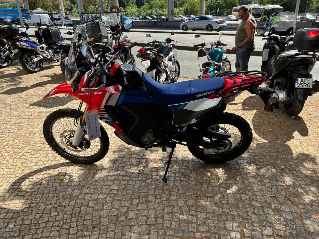 Honda CRF 300 RALLY - foto 3