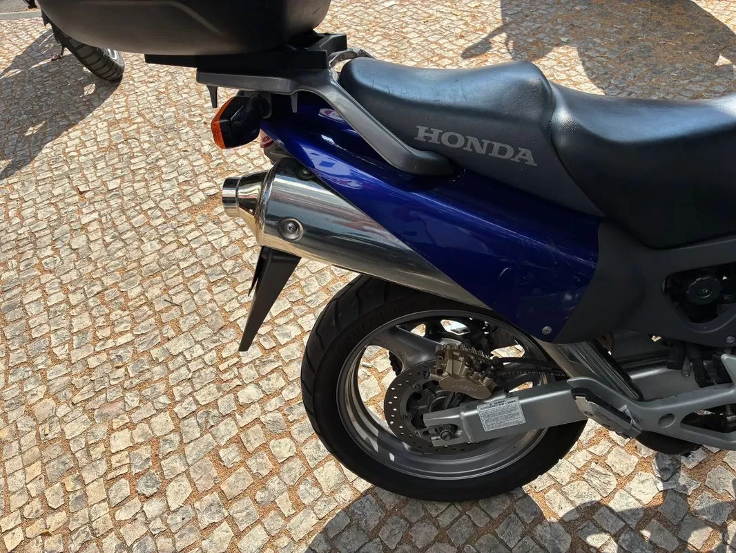 Honda XL 1000 VARADERO - foto 6