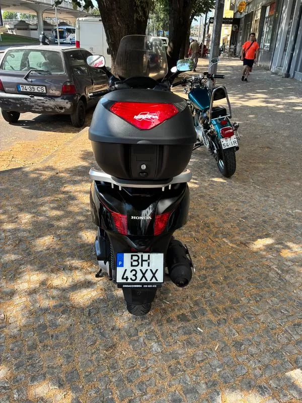Honda - foto 2