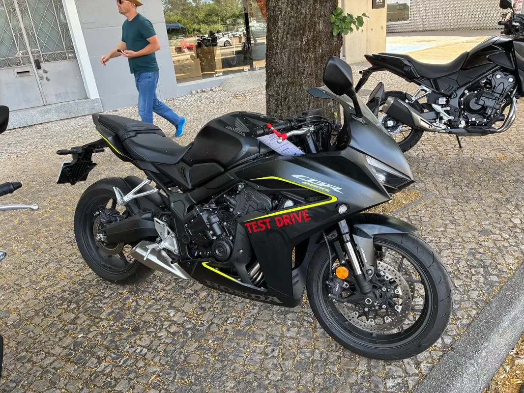 Honda CBR 650 R