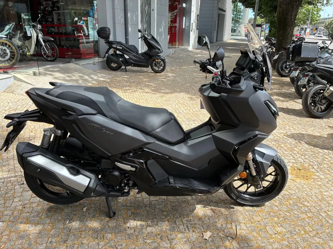 Honda ADV 350 - foto 3