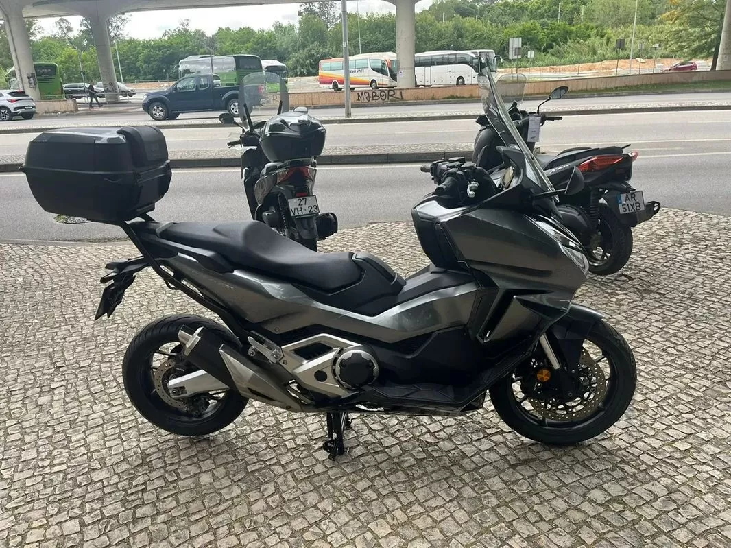 Honda Forza 750 IA - foto 4