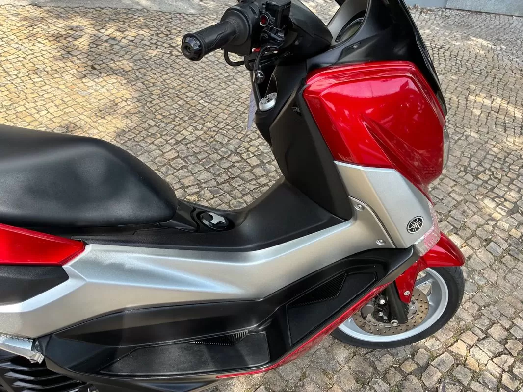 Yamaha NMAX - foto 6