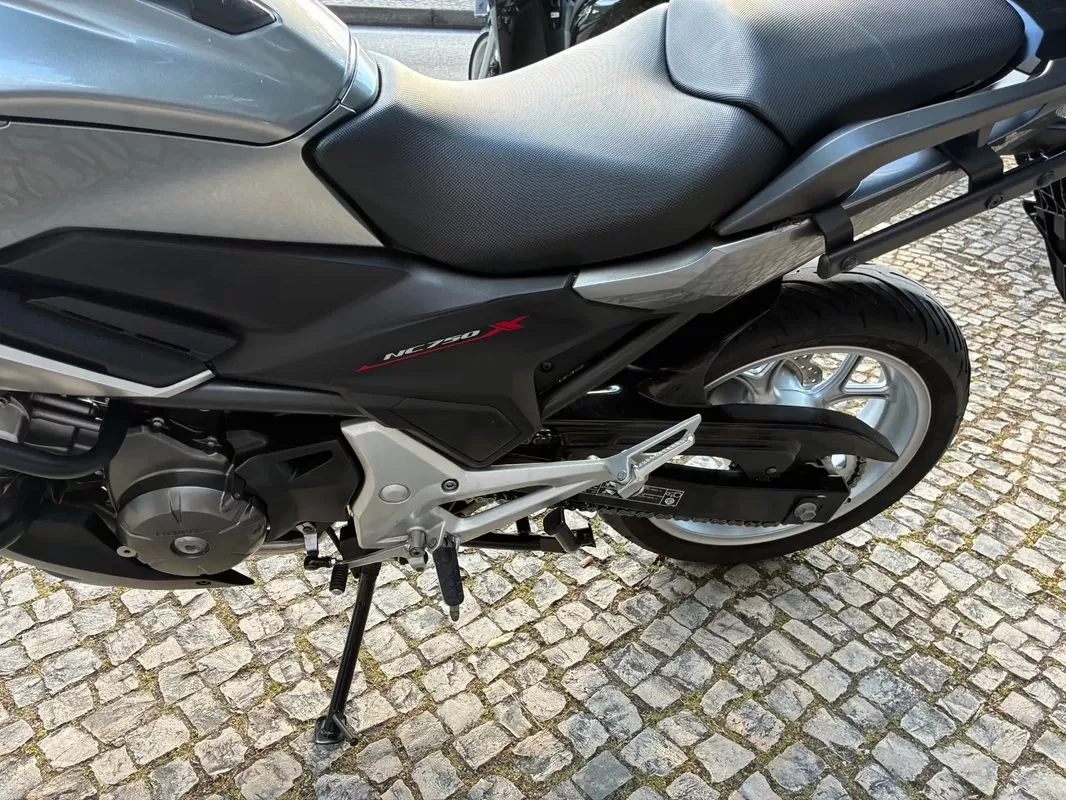 Honda NC750X XA - foto 5