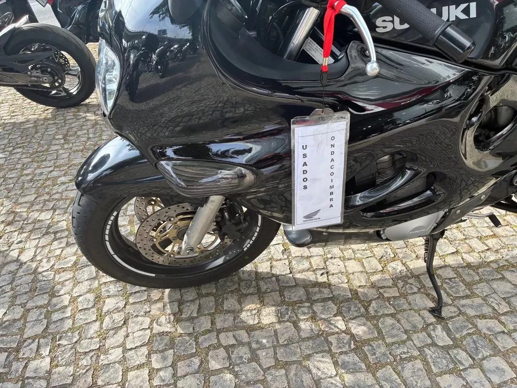 Suzuki GSX  750 F - foto 7