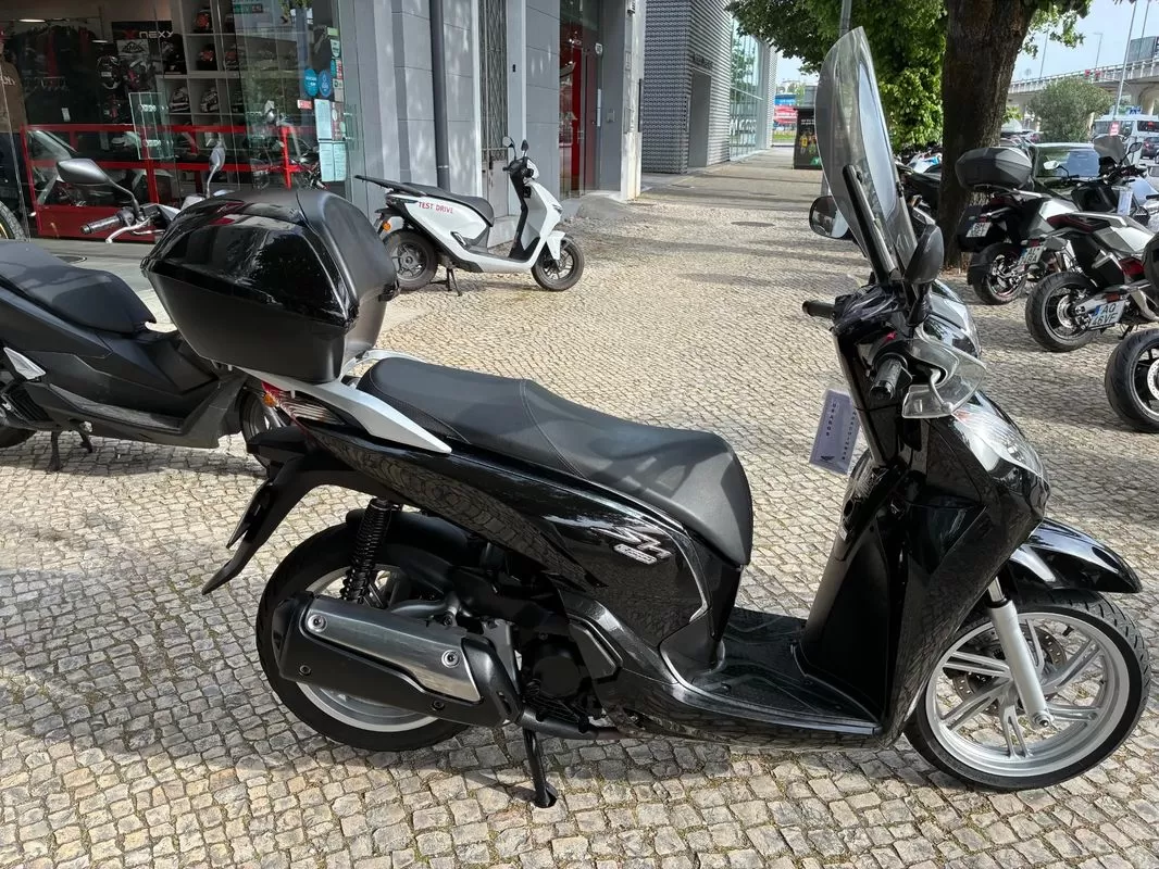Honda SH 300 IA - foto 3