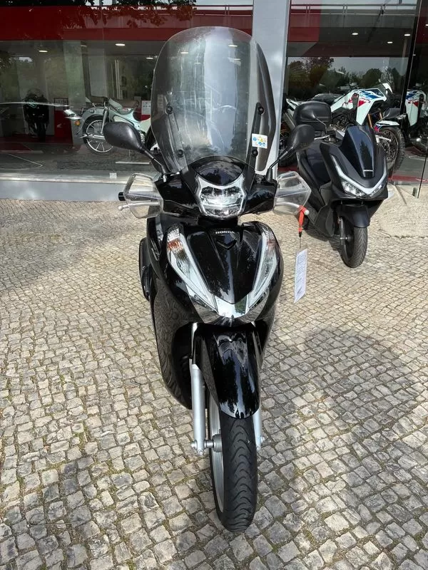 Honda SH 300 IA - foto 4