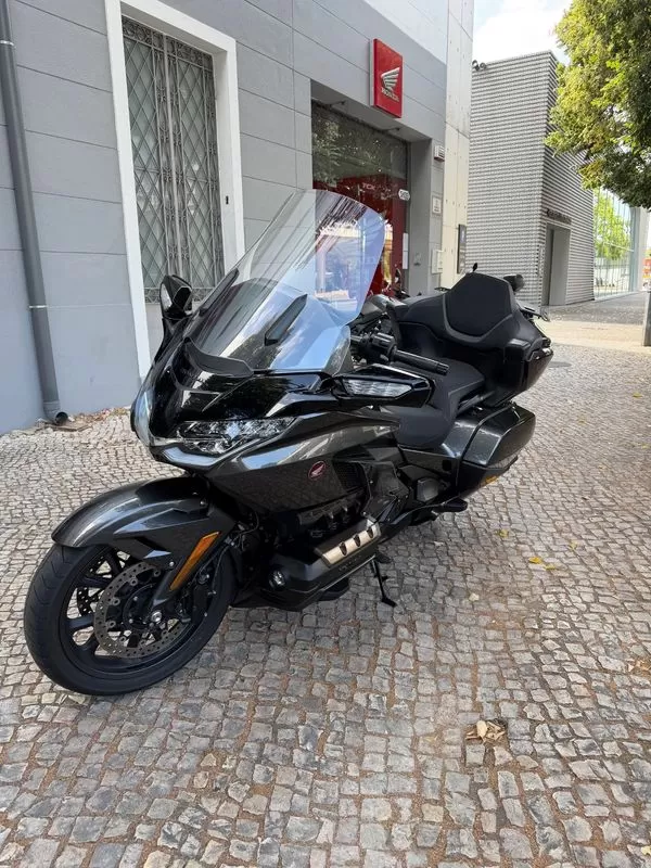 Honda Goldwing - foto 3