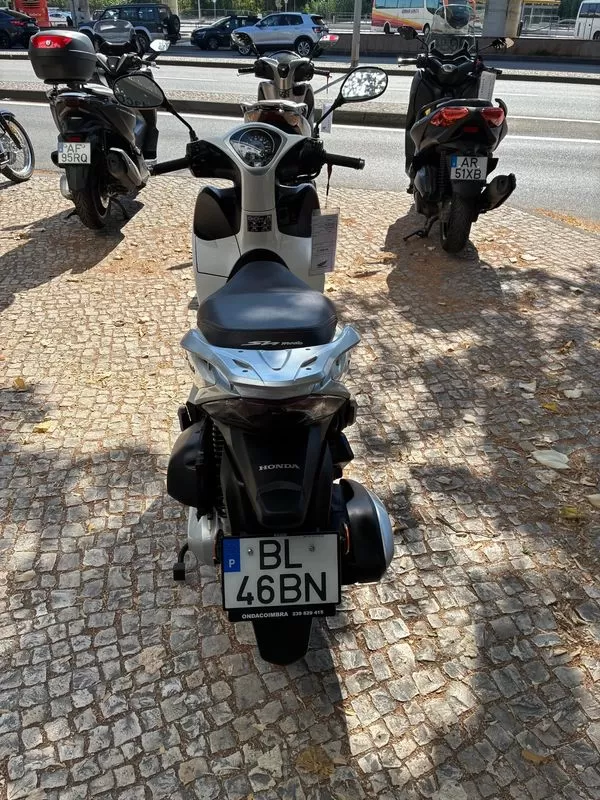 Honda SH 125 MODE - foto 2